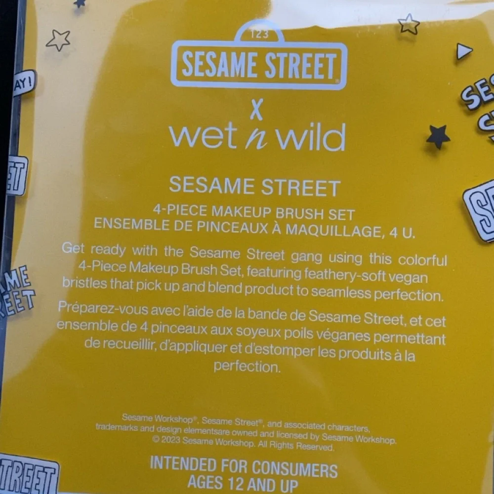 Brand new wet and wild Sesame Street makeup brushes - Picture 2 of 3
